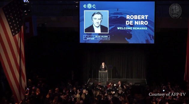 De Niro Speaker
